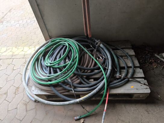 Div. Haveredskaber koste, skovle mv.  