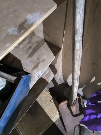 Trillebør & reol m. indhold (kæder m.m)