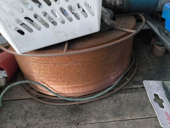 Arbejdesbord m. div. værktøj 