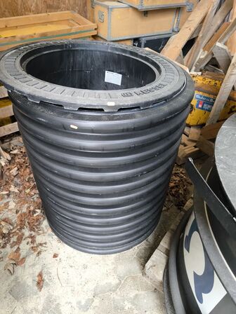 Kloakbrønd &  tørbrønde af polypron SCANPIPE, KESSEL Model: NS3LW1000SF800