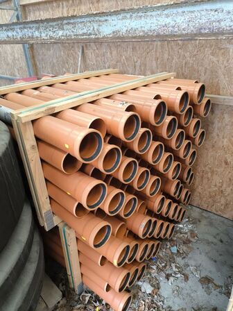 PVC-kloakrør WAVIN Model: PVC-DN110X3 