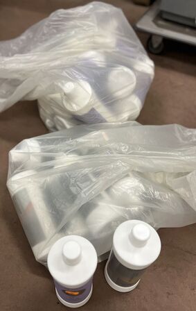 2 Poser med Hårprodukt REVLON 900 ml  