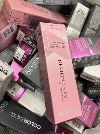 Pose med Hårfarver REVLON