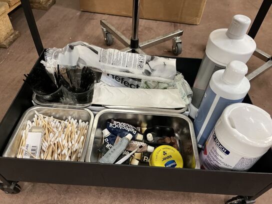 Rullebord Inkl. Indhold + 2 Stk. EFALOCK Rullebord