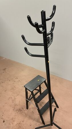 Stumtjener + Træskammel