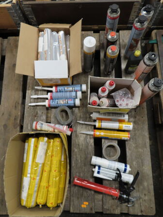 Indholdet på pallen