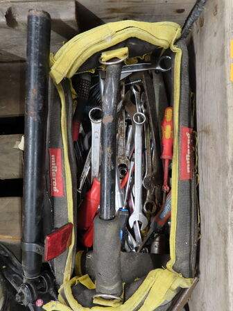 Indholdet på pallen