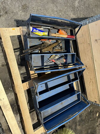 Indholdet på pallerne