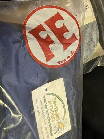 Div. arbejdstøj i kassen