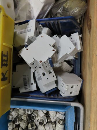 Indholdet på pallen