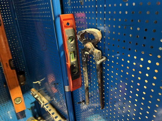 Værkstedsvogn med indhold