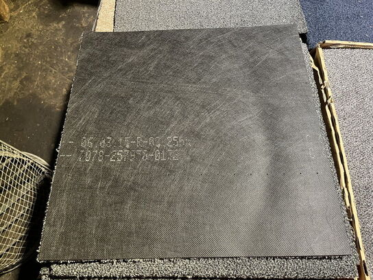 10 ks. ass. tæppefliser