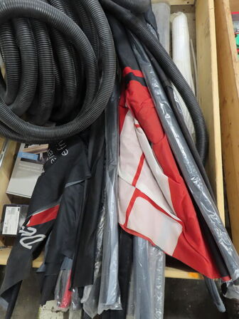 Indholdet på pallen