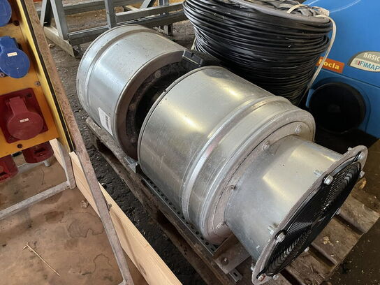 Aksialventilator med tube