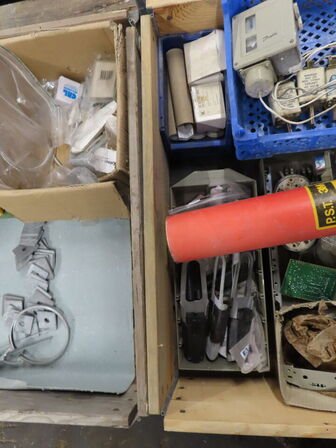 Indholdet på pallen