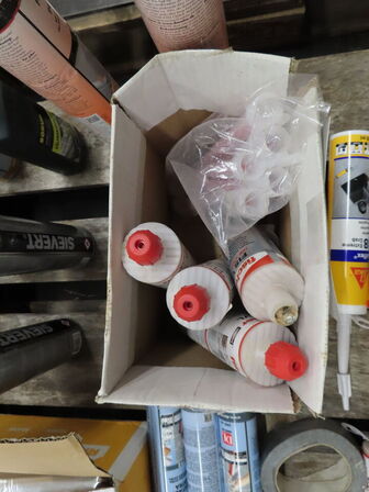 Indholdet på pallen