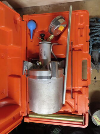 Indholdet på pallen