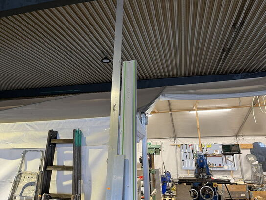 Retteskinner og føringsskinne