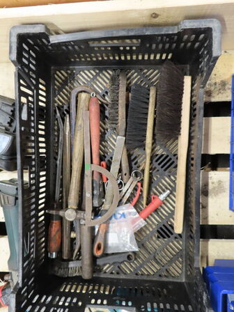 Indholdet på pallen