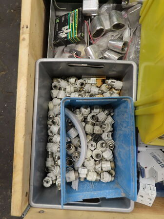 Indholdet på pallen