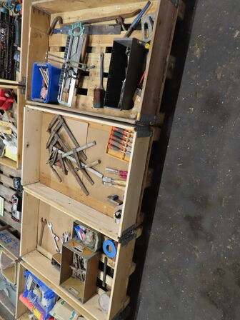 Indholdet på pallerne