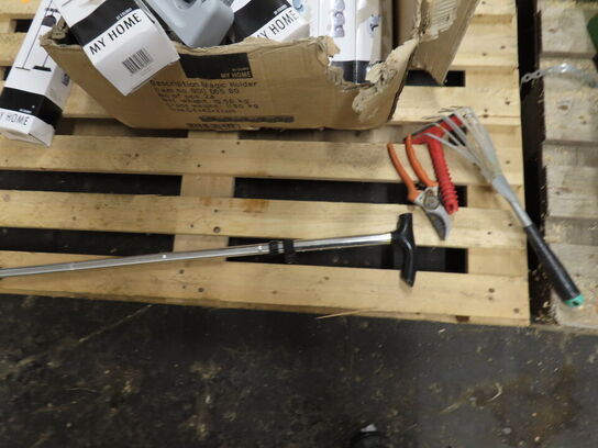 Indholdet på pallen