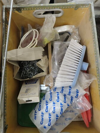 Indholdet på pallen