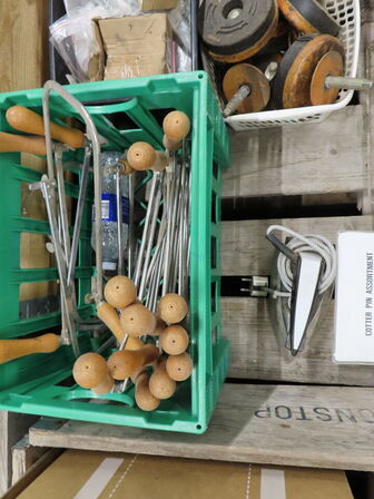 Indholdet på pallen