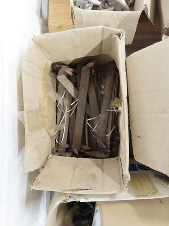 Indholdet på pallen