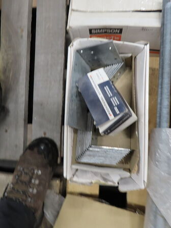 Indholdet på pallen