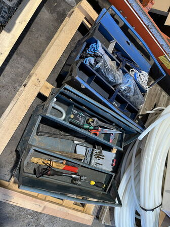 Indholdet på pallerne