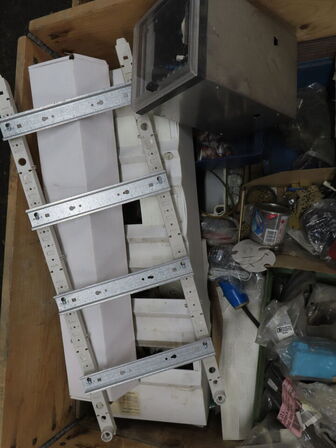 Indholdet på pallen