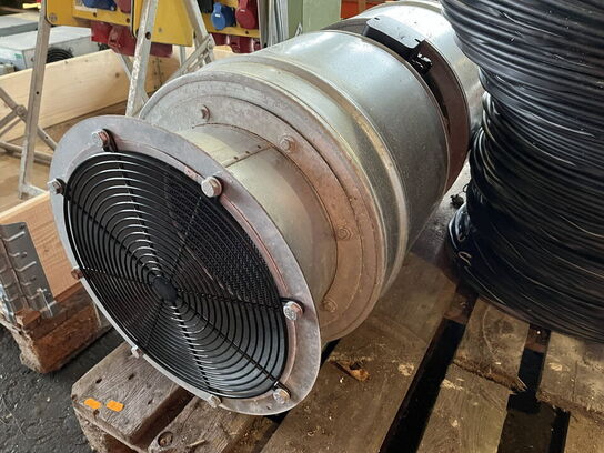 Aksialventilator med tube