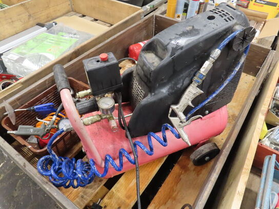 Indholdet på pallen