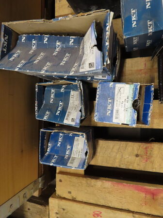 Indholdet på pallen