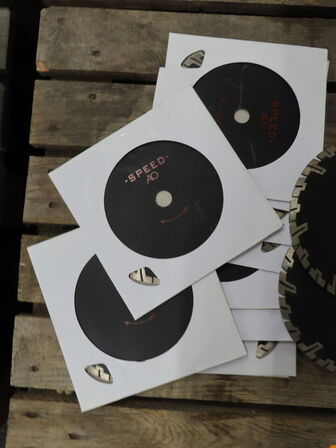 Indholdet på pallen