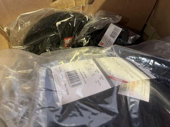 Div. arbejdstøj i kassen