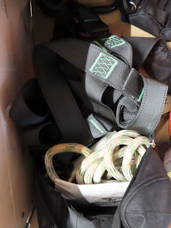 Indholdet på pallen