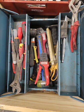 Indholdet på pallen