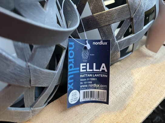 Indholdet på pallen