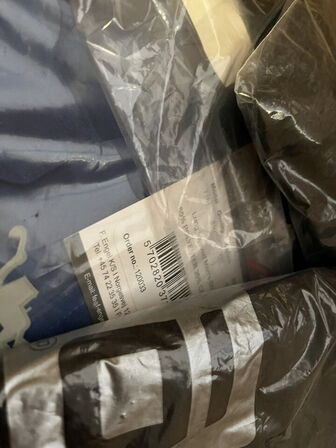 Div. arbejdstøj i kassen