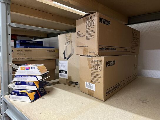 Toner og kontorartikler