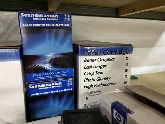 Toner og kontorartikler