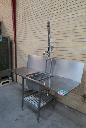 Rustfri stålbord med vask & underhylde