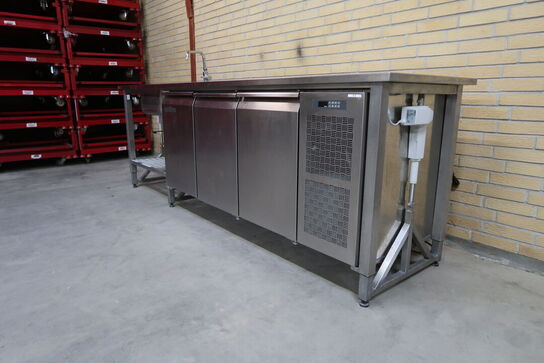 Coldline TS17/1M-710 kølebord med hæve-/sænk