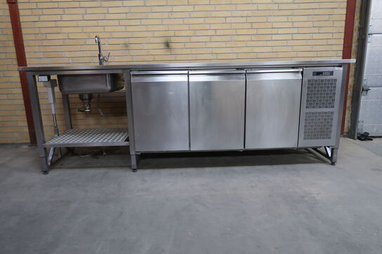 Coldline TS17/1M-710 kølebord med hæve-/sænk