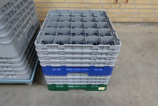 Lav kurvevogn med 8 stk. opvaskebakker