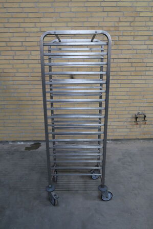 Bakkevogn til 17 1/1 GN 