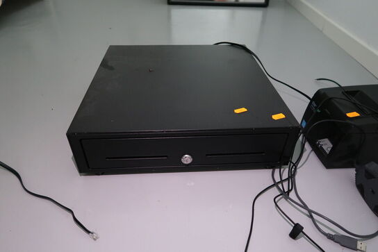 Pengeskuffe samt bonprinter STAR TSP100