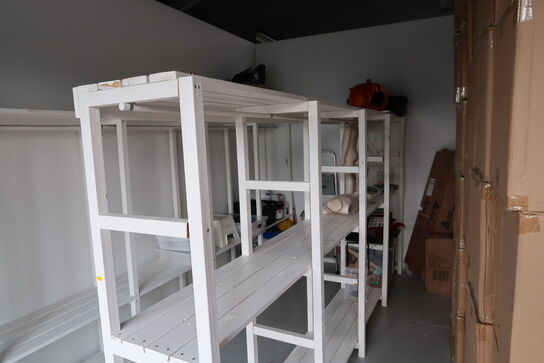 3 stk. reoler uden indhold